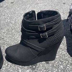 Black canvas booties